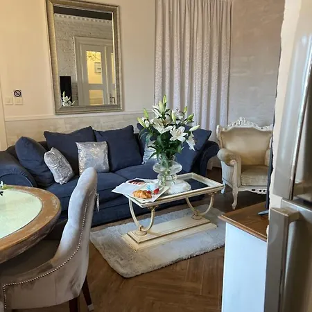 La Dolce Vita Luxury Ii With Best Free Private Parking In Center 아파트