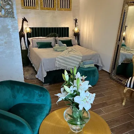 La Dolce Vita Luxury Ii With Best Free Private Parking In Center *