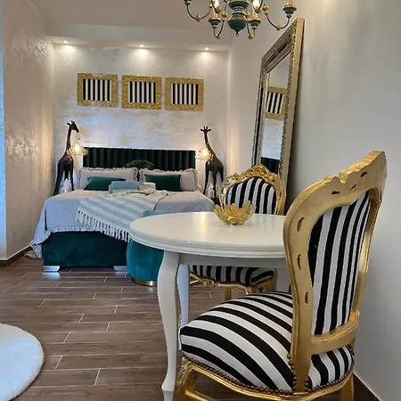 La Dolce Vita Luxury Ii With Best Free Private Parking In Center