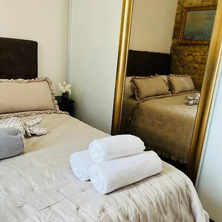 La Dolce Vita Luxury Ii With Best Free Private Parking In Center Apartment *