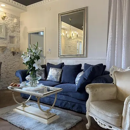 La Dolce Vita Luxury Ii With Best Free Private Parking In Center Pola