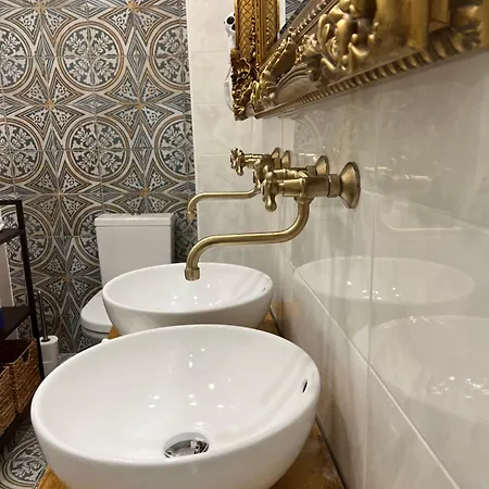 La Dolce Vita Luxury Ii With Best Free Private Parking In Center Pola