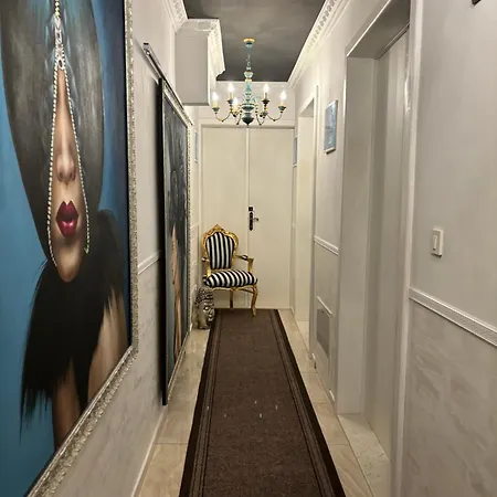 La Dolce Vita Luxury Ii With Best Free Private Parking In Center