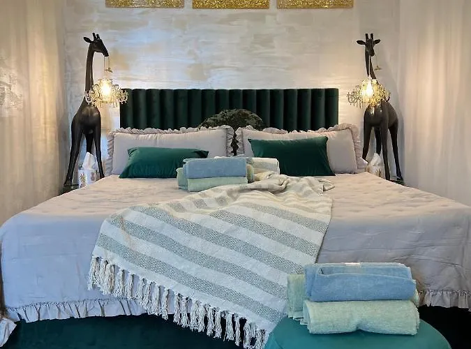 La Dolce Vita Luxury Ii With Best Free Private Parking In Center