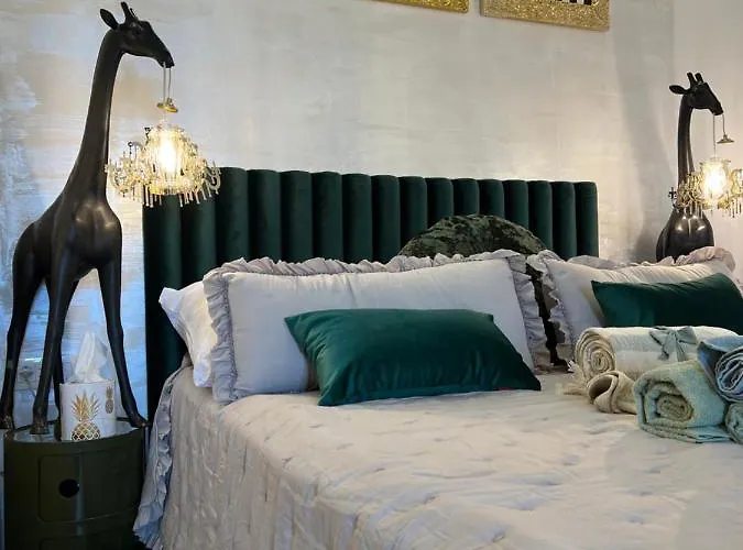 La Dolce Vita Luxury Ii With Best Free Private Parking In Center