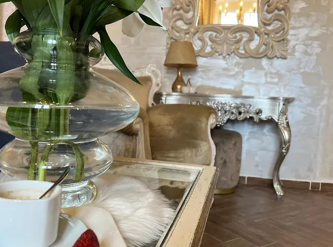 La Dolce Vita Luxury Ii With Best Free Private Parking In Center Appartamento Pola