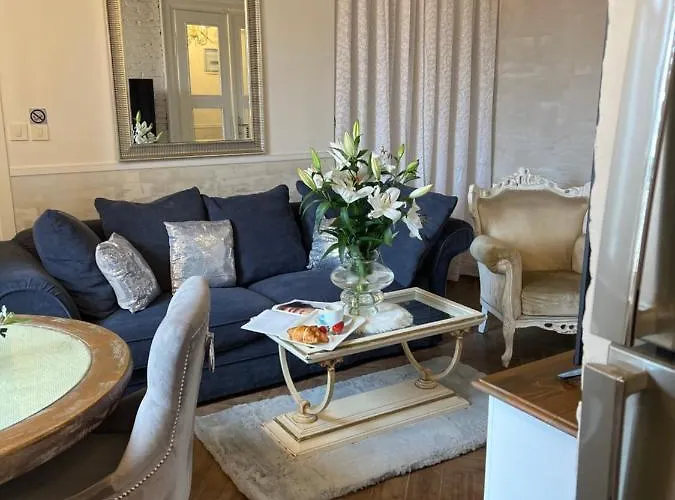 La Dolce Vita Luxury Ii With Best Free Private Parking In Center Apartment
